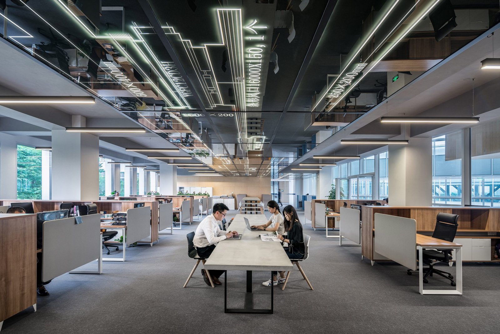 lycs-architecture-U2BI3GMnSSE-unsplash-scaled